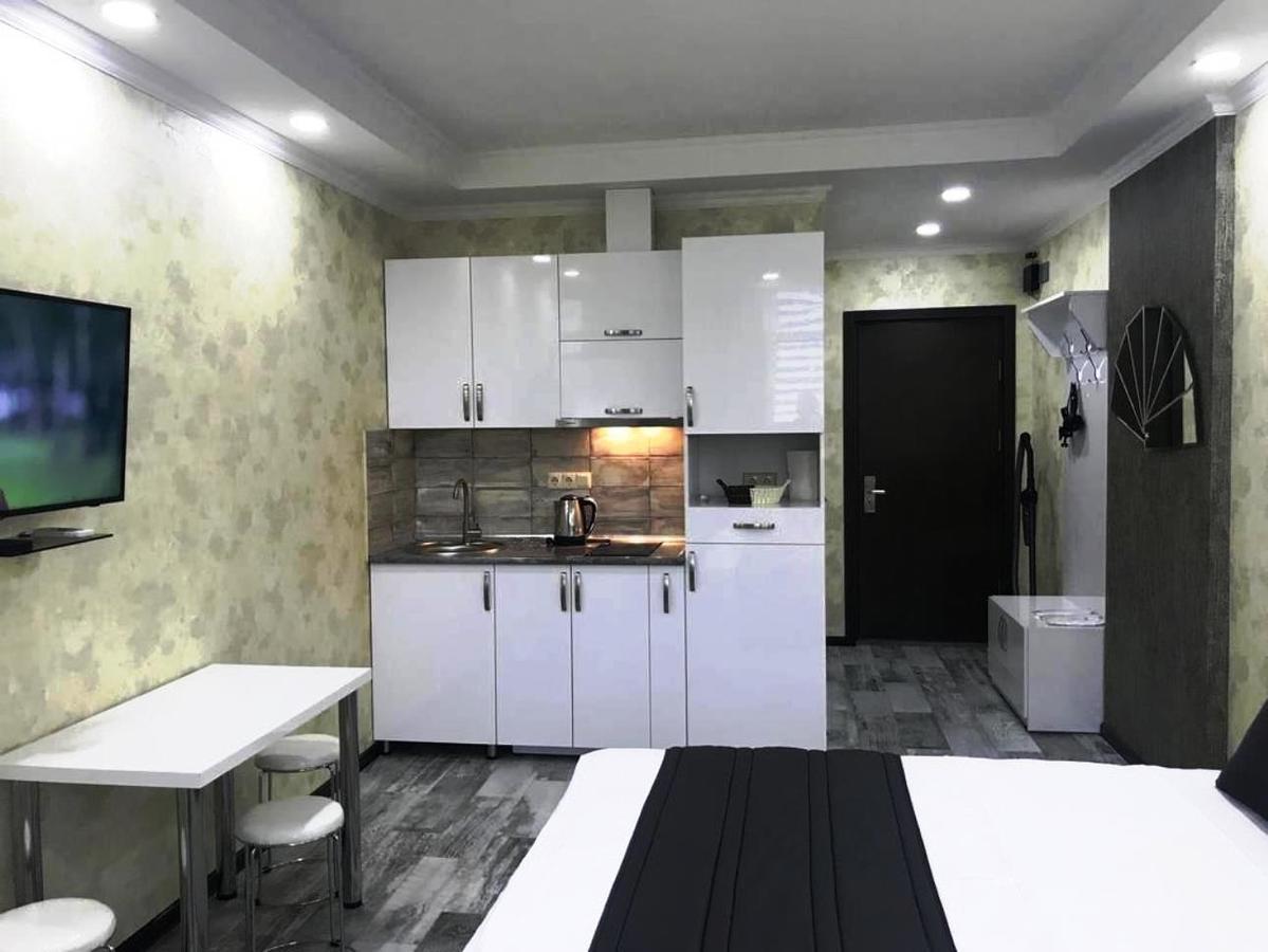 Apartment Selfie Batumi Exterior photo